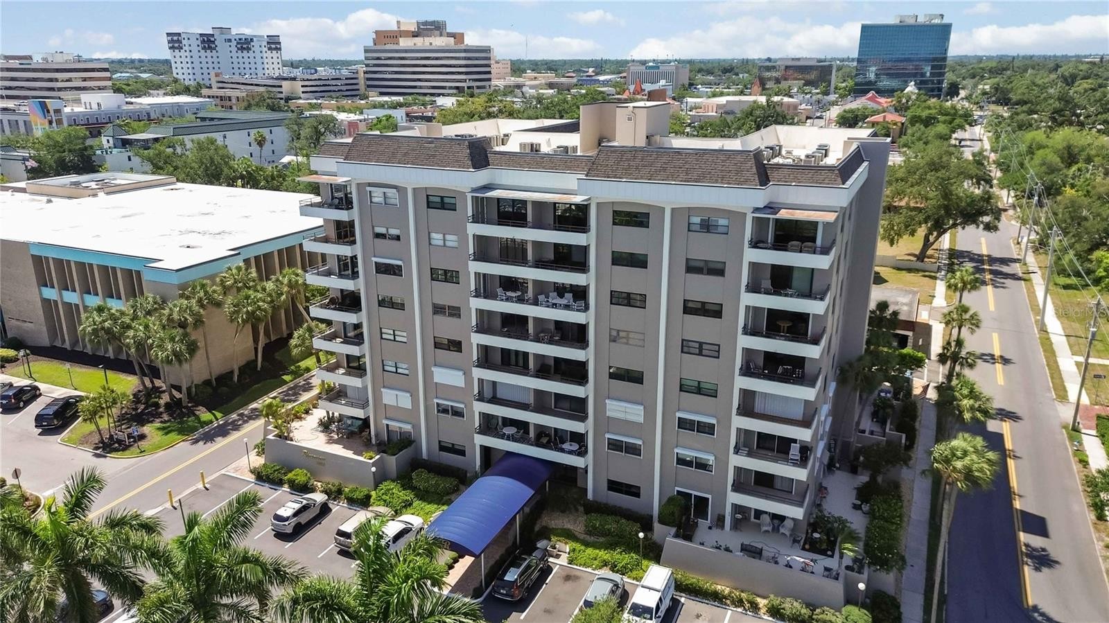 1400 BARCARROTA BLVD #201