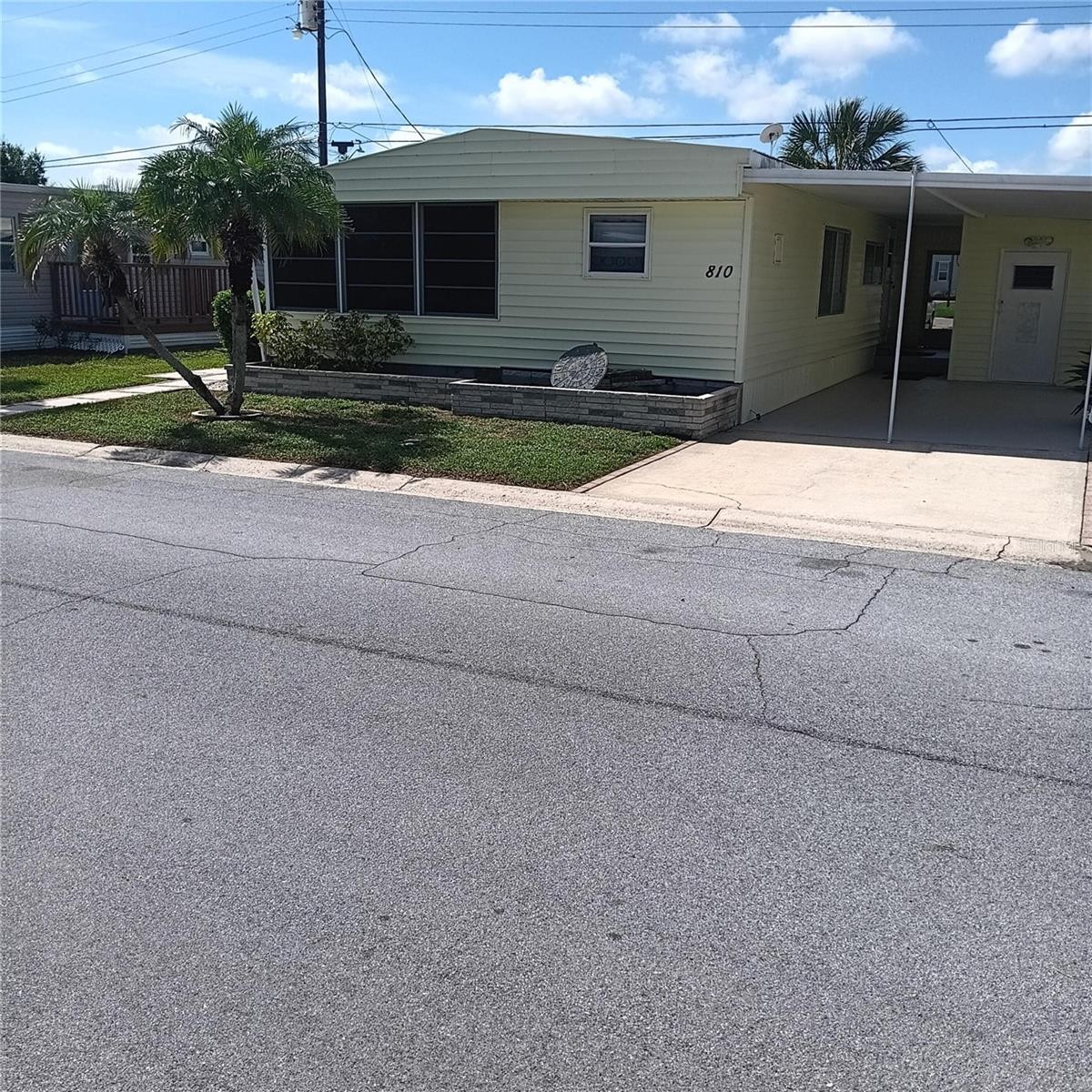 810 49TH AVE W