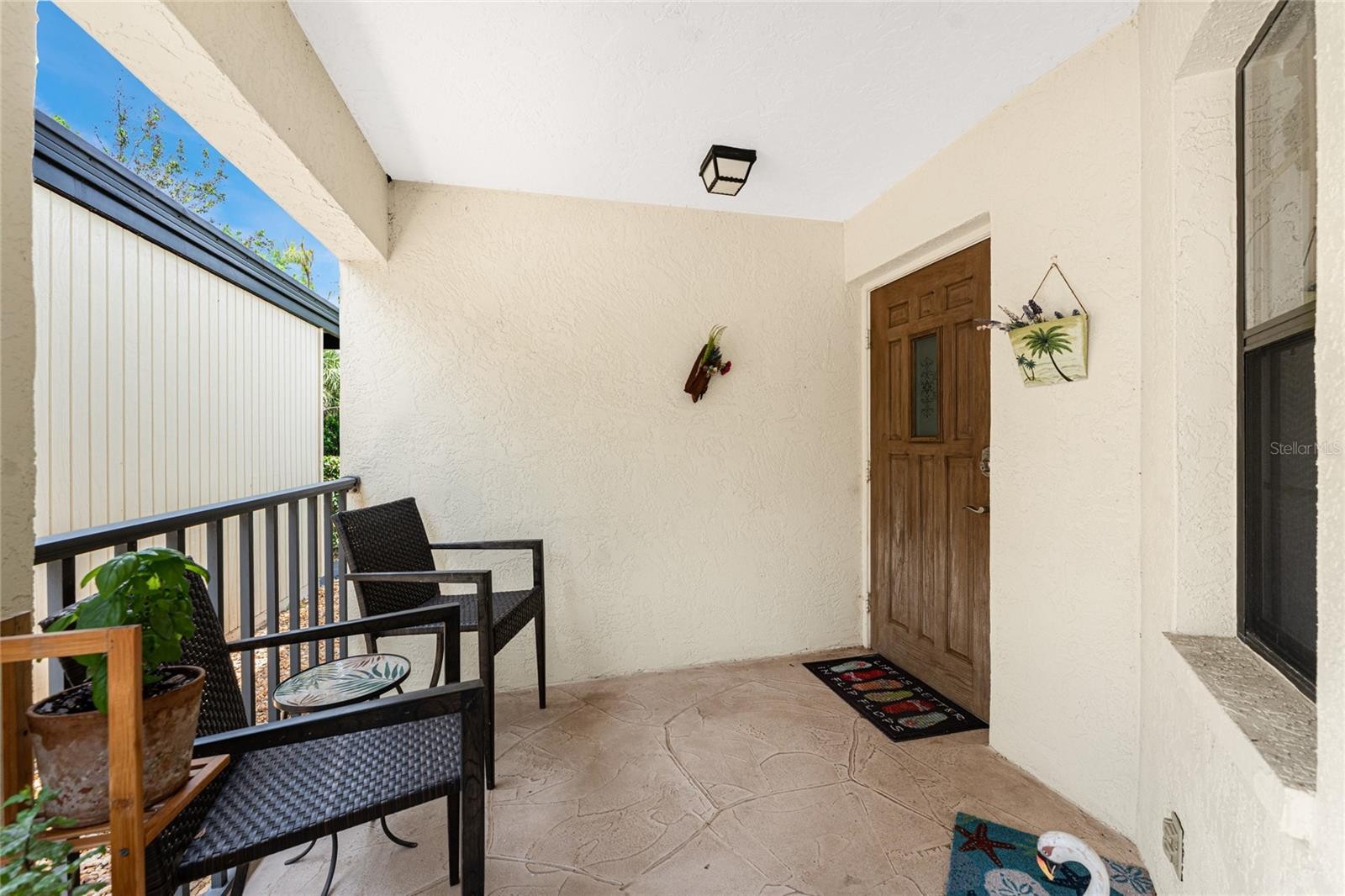 511 PINE HOLLOW CIR #511