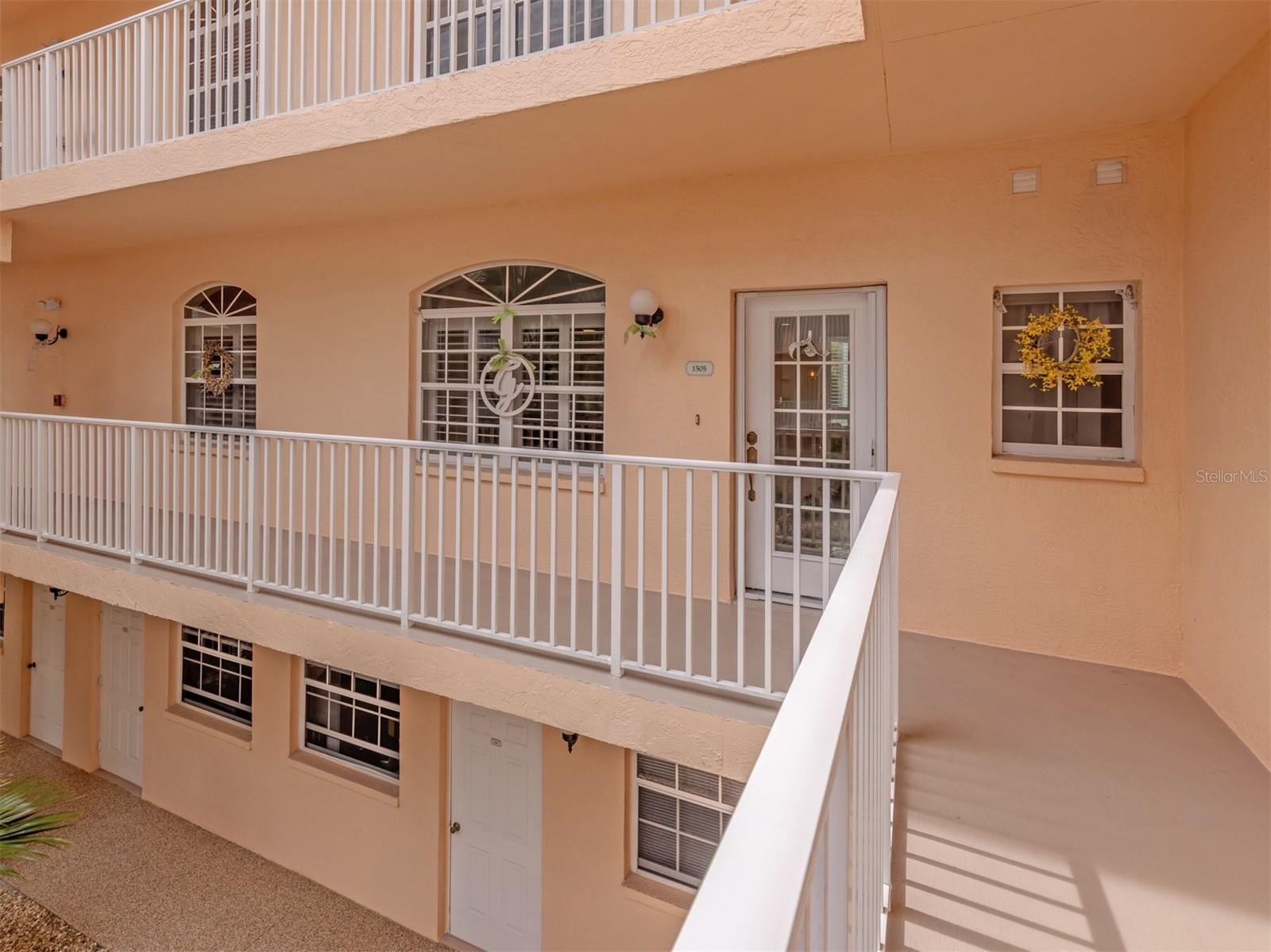 1505 GONDOLA PARK DR #1505