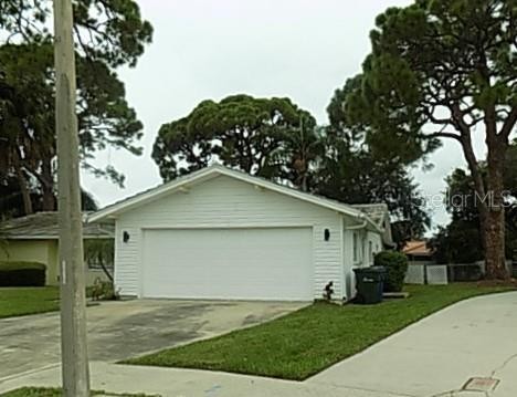 2839 HARDEE DR