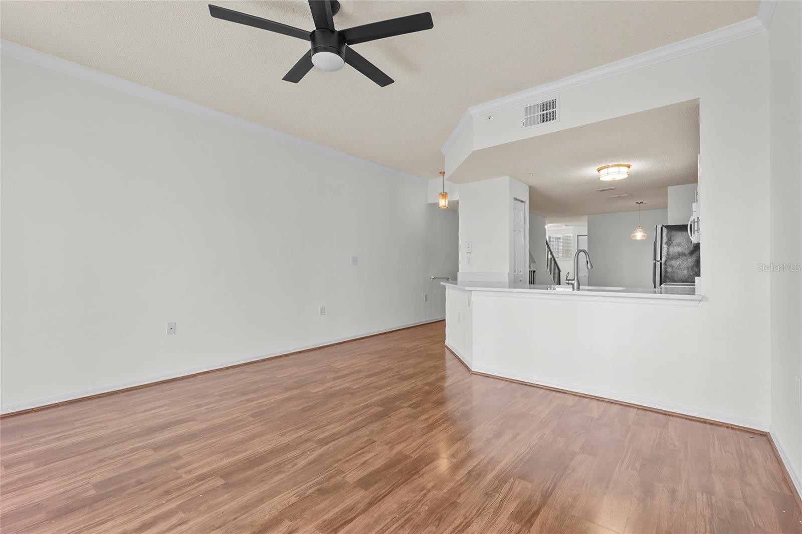 5600 BENTGRASS DR #8-107