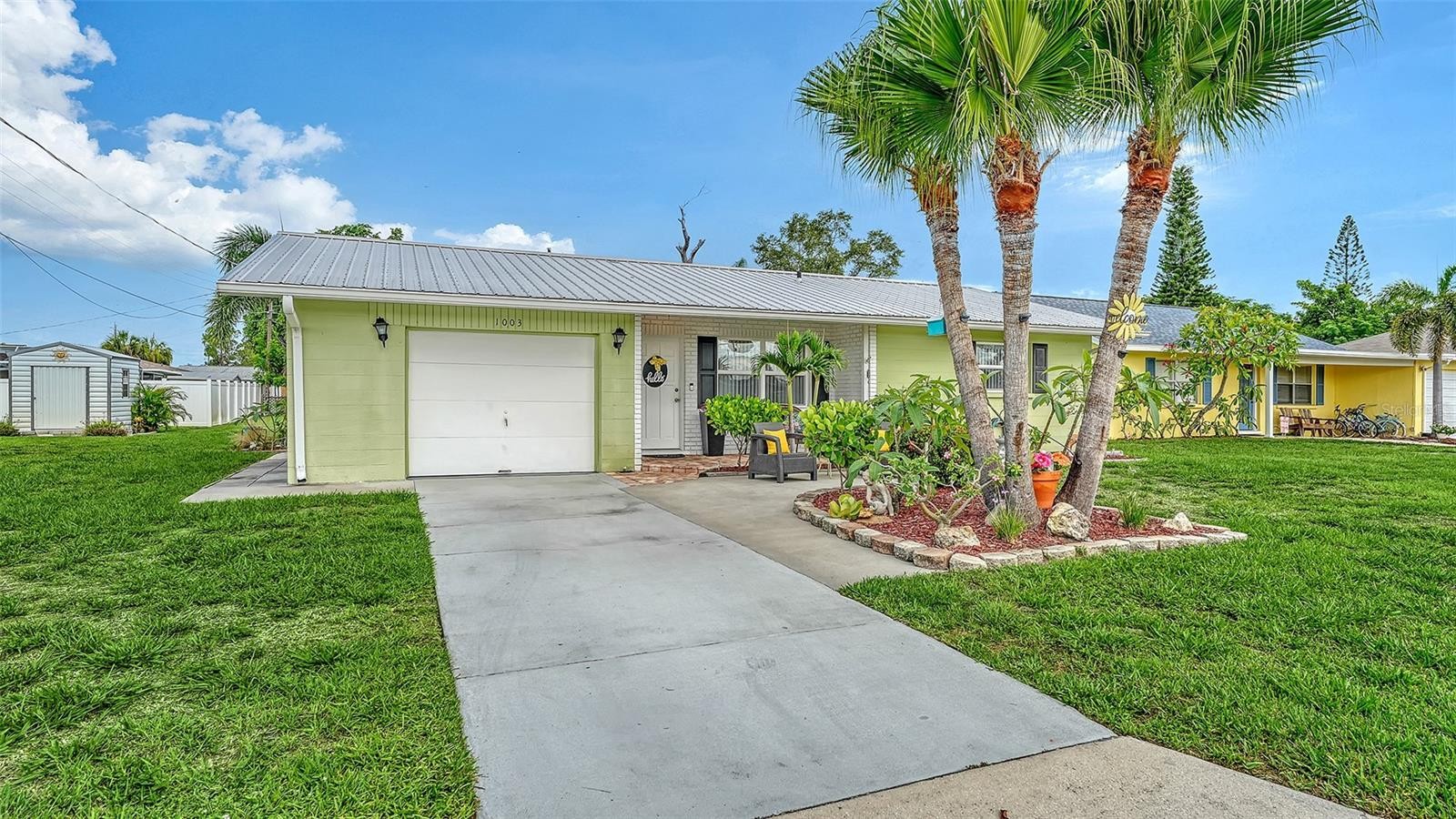 1003 21ST AVE W