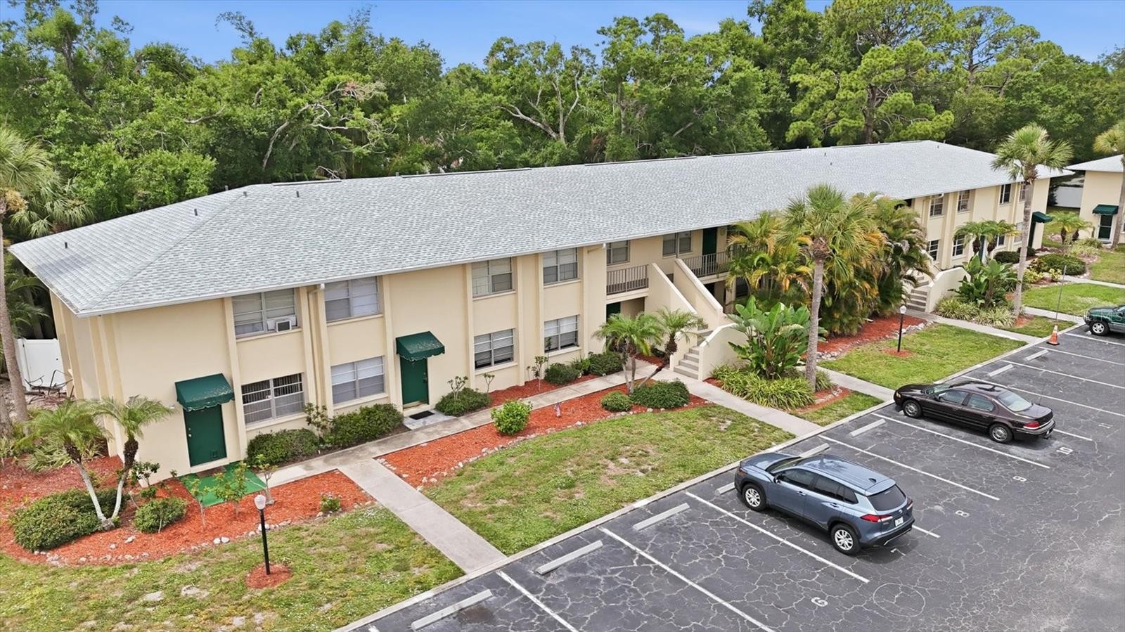 4805 RILMA AVE #106
