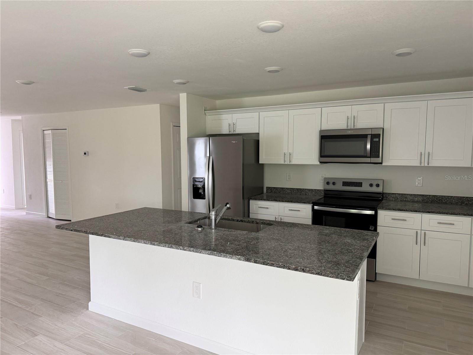 2643 ORCHARD CIR