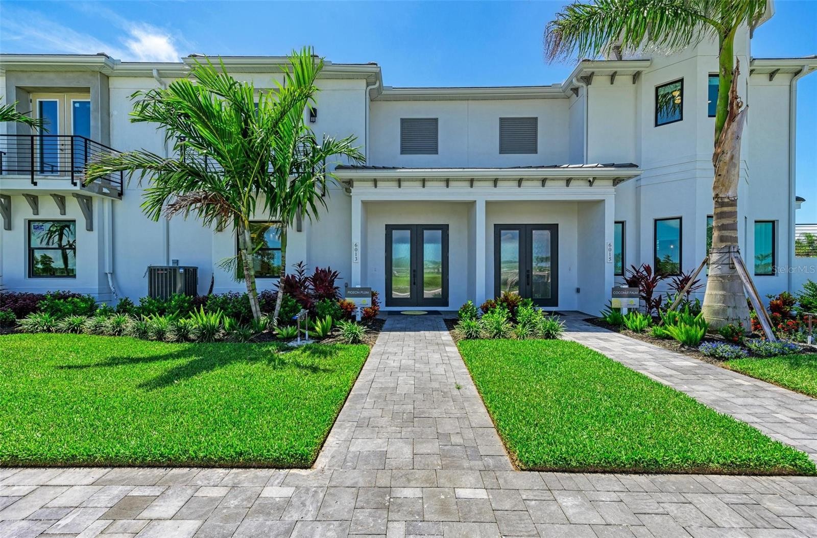 6013 WHITE MANGROVE LN