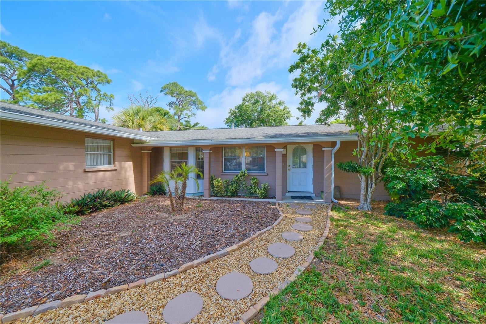 1971 DEBBIE ST
