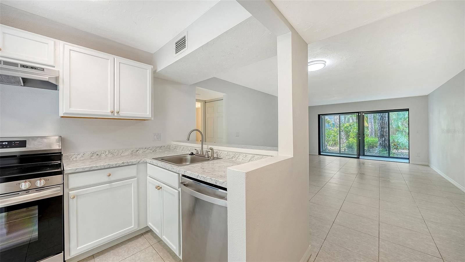 1720 GLENHOUSE DR #326