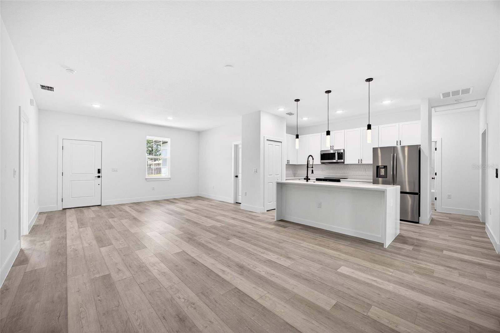 3288 TISHMAN AVE