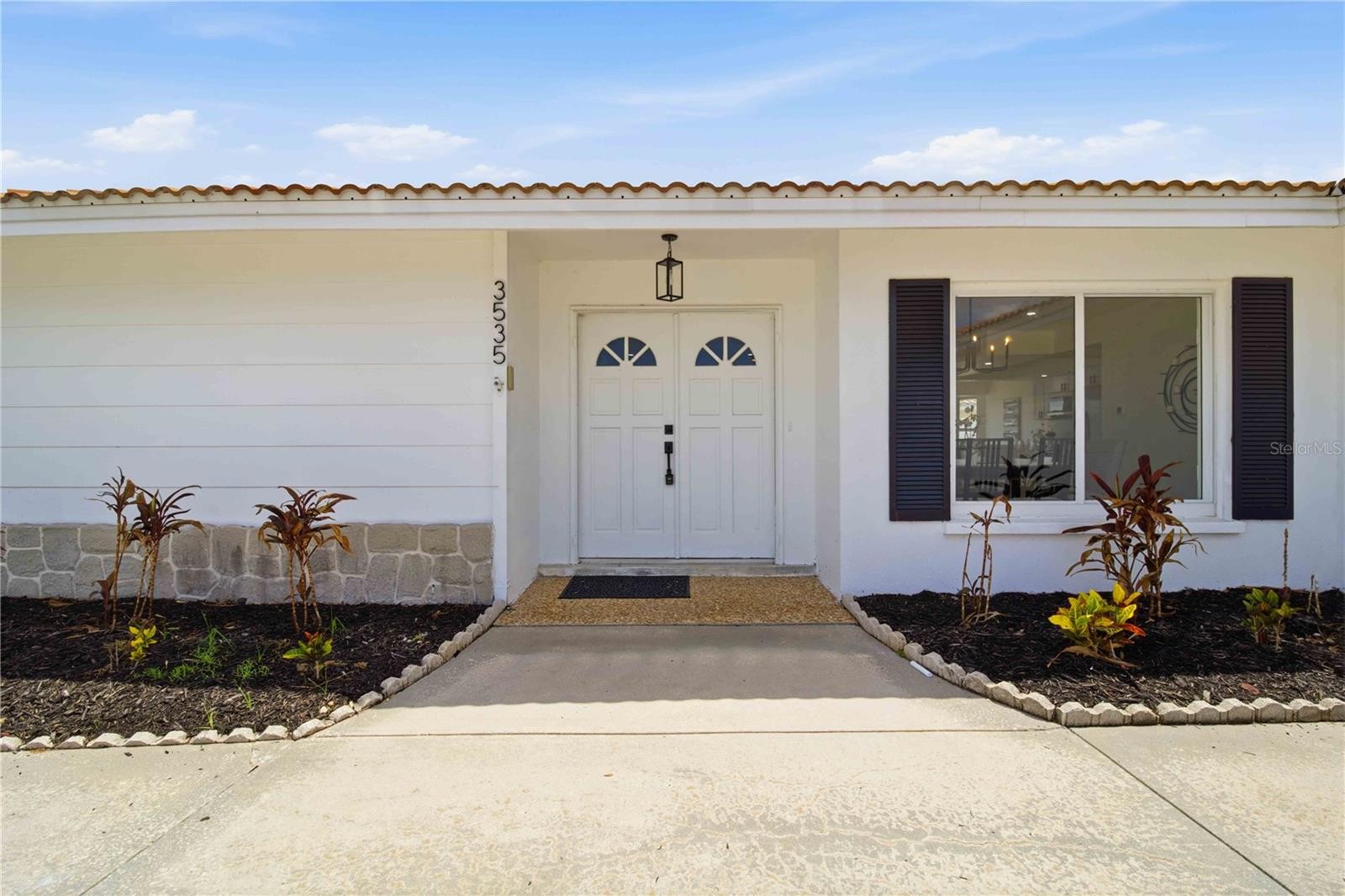 3535 VILLAGE GREEN DR