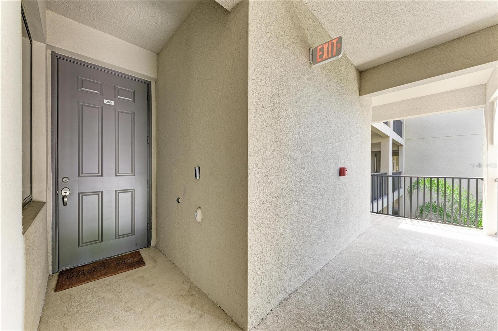 18008 GAWTHROP DR #302
