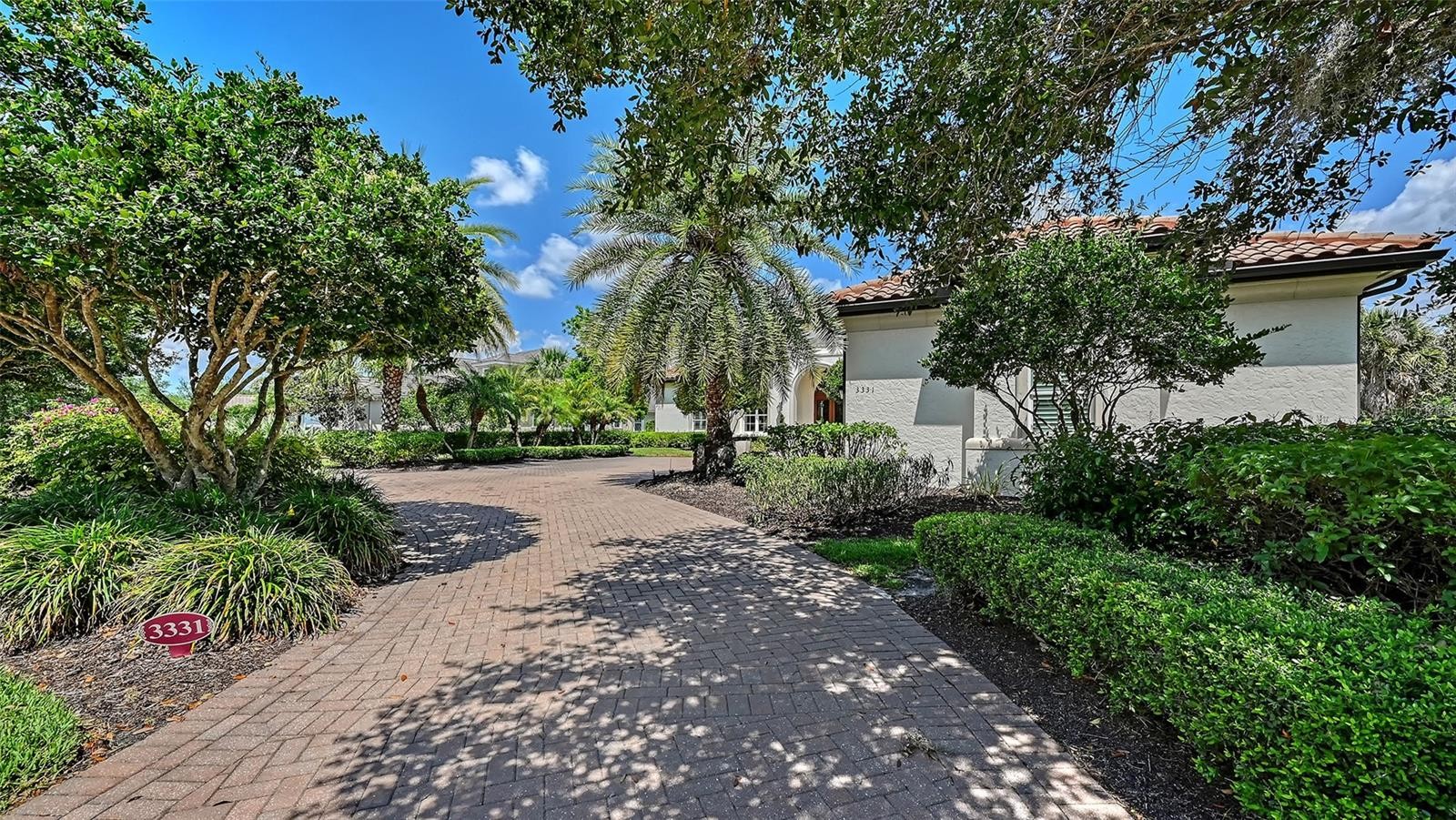 3331 FOUNDERS CLUB DR