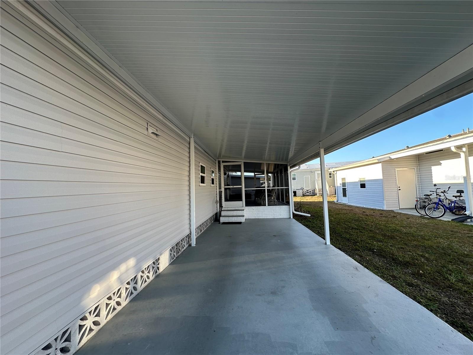 5409 HOLIDAY PARK BLVD