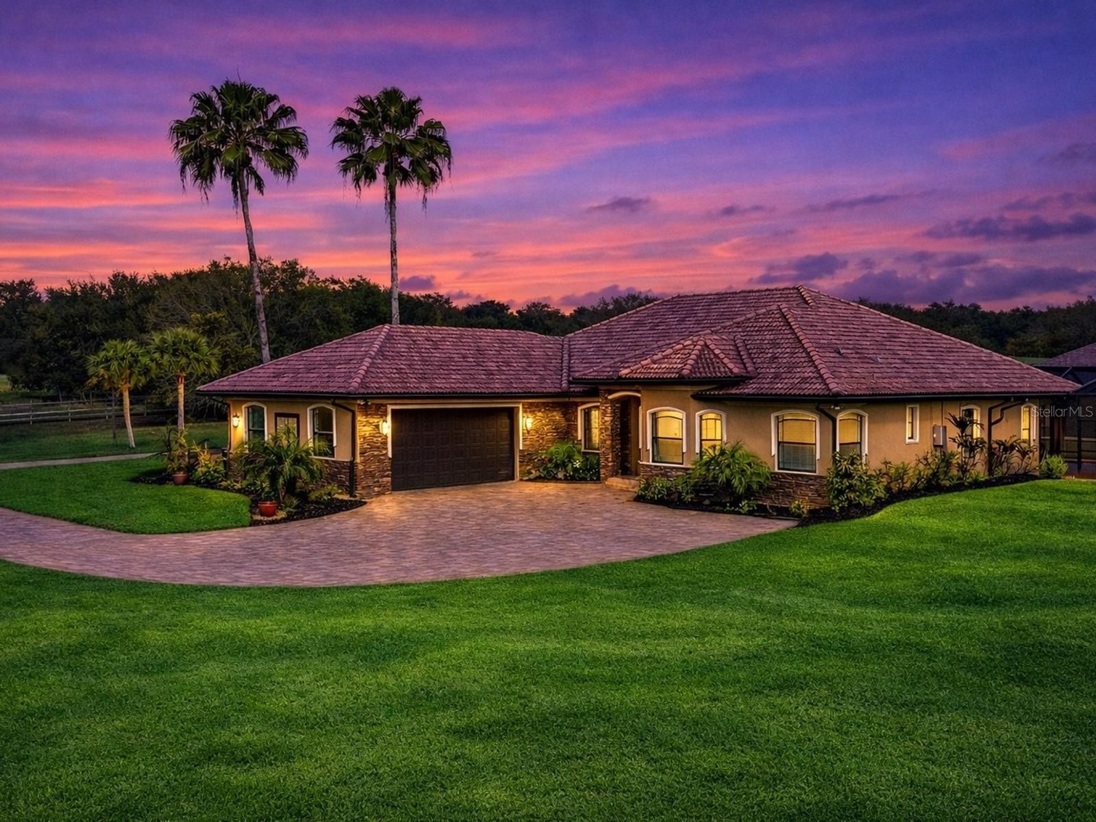 17001 DEER PRAIRIE DR