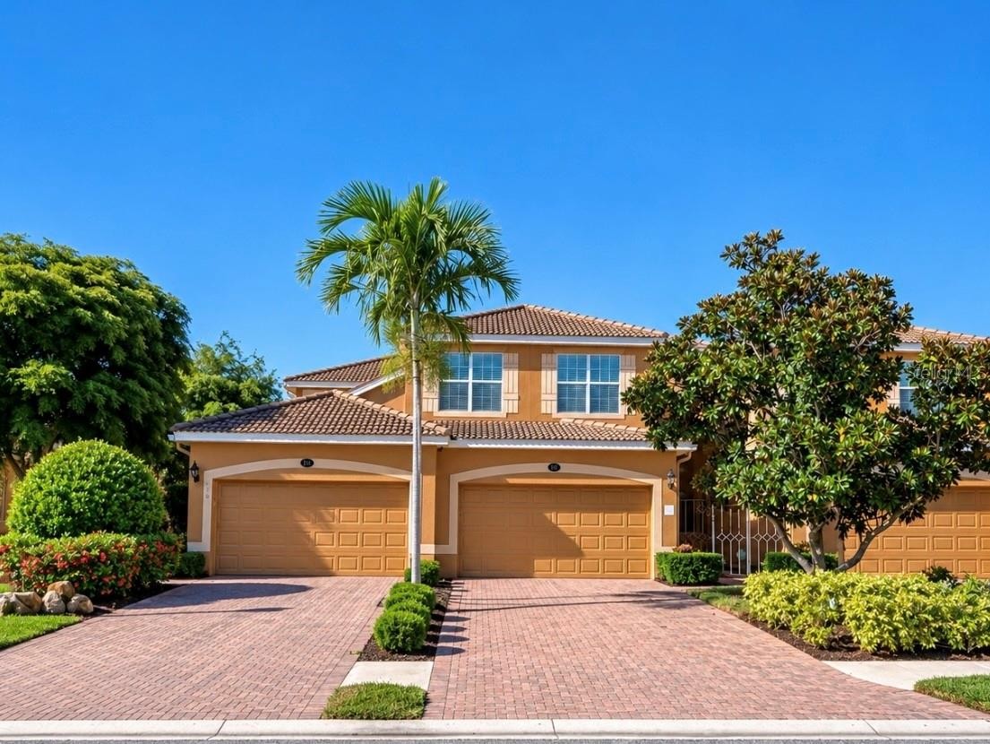 310 WINDING BROOK LN #102