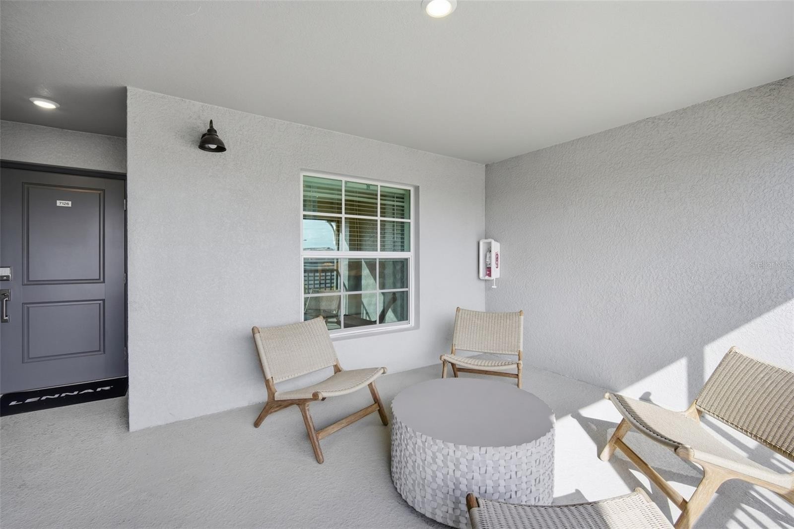 18923 SCALLOP LOOP #104