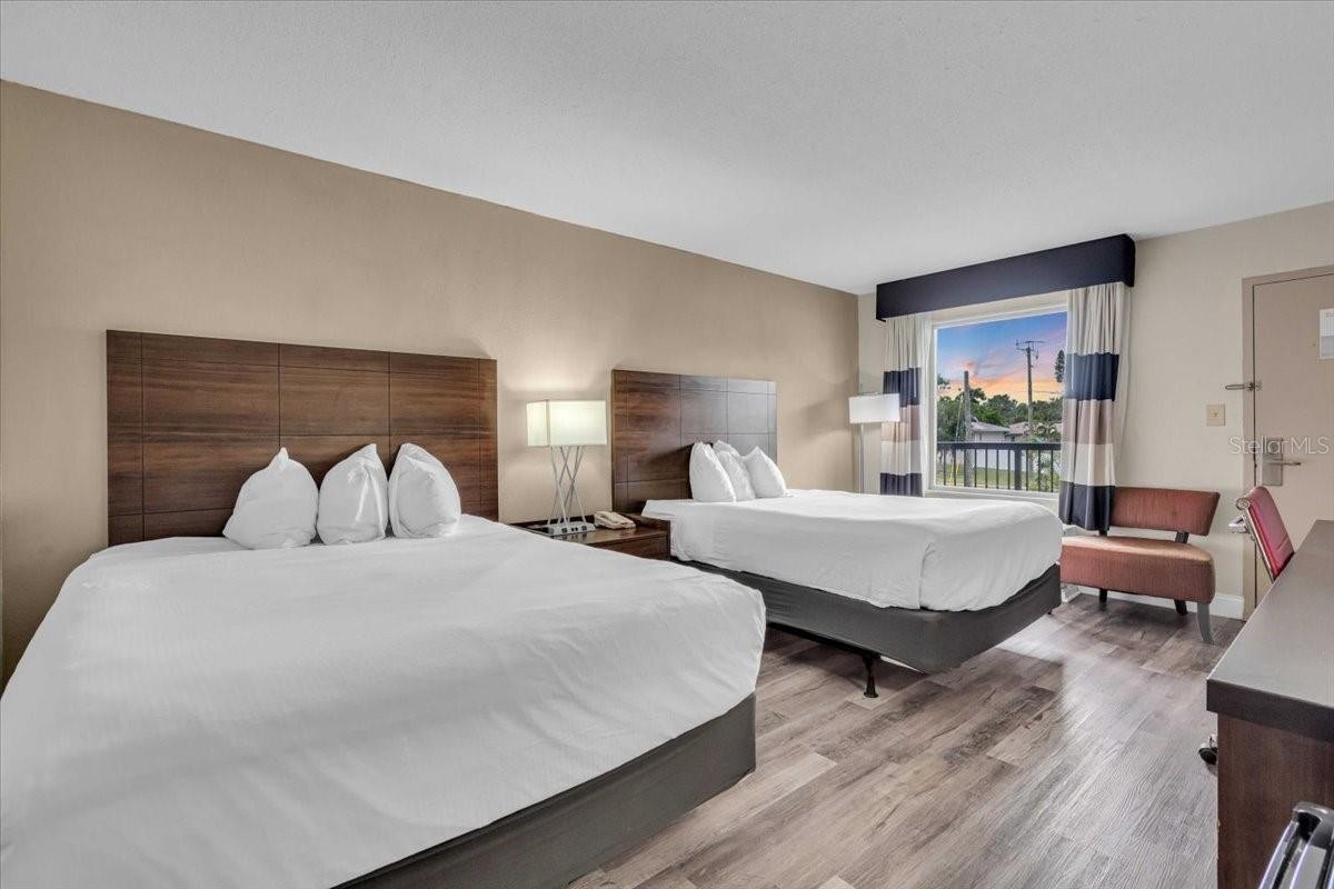 7150 N TAMIAMI TRL #S615