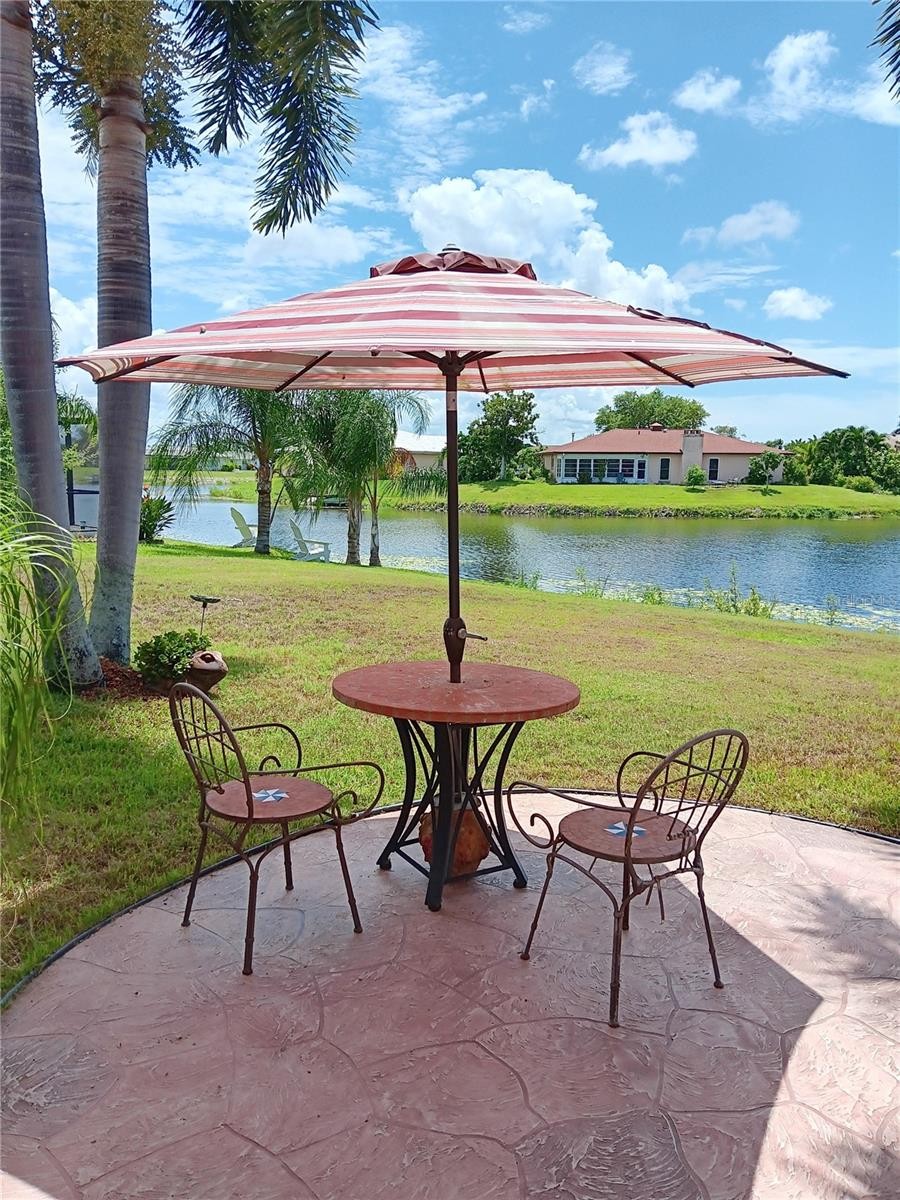 980 N GONDOLA DR