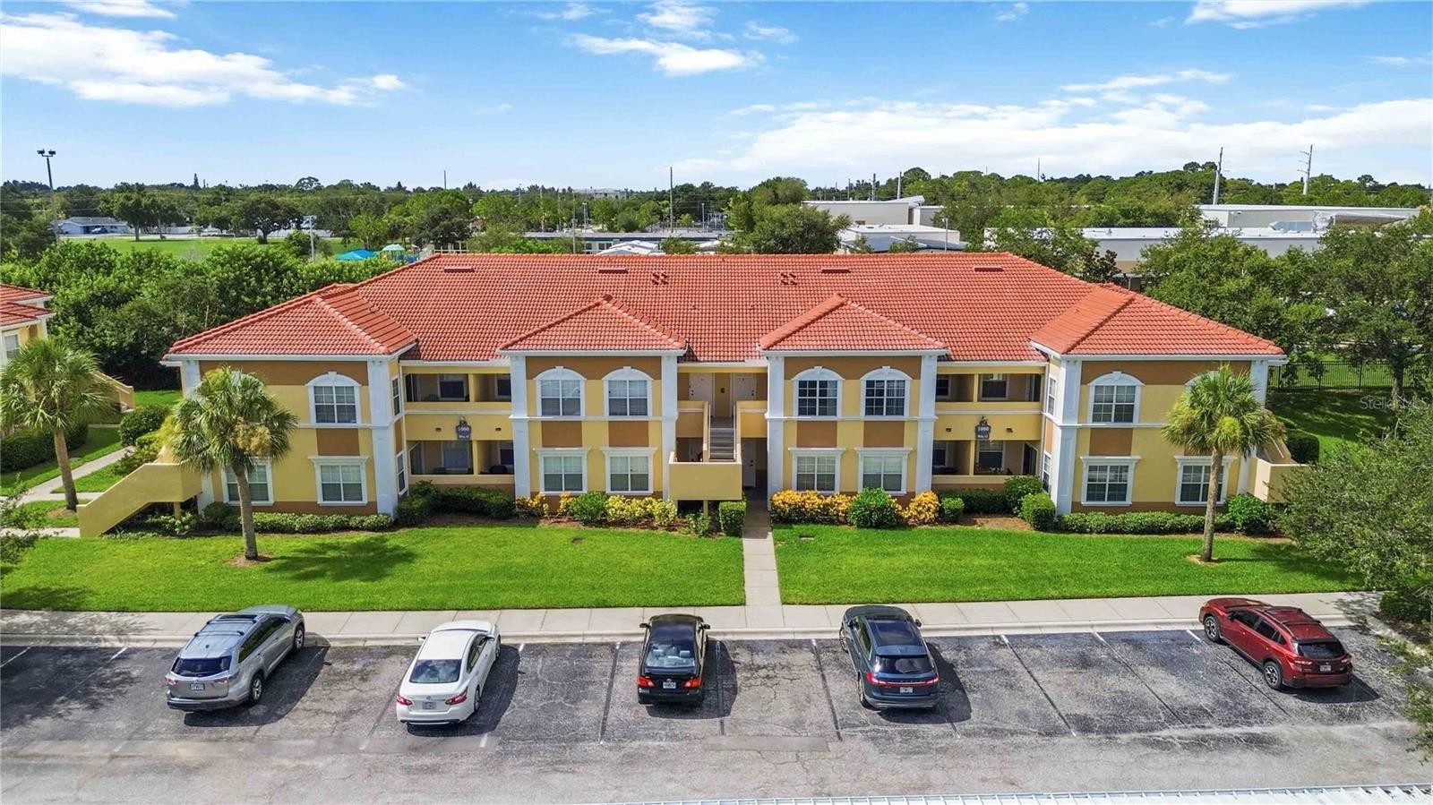 1000 VILLAGIO CIR #201