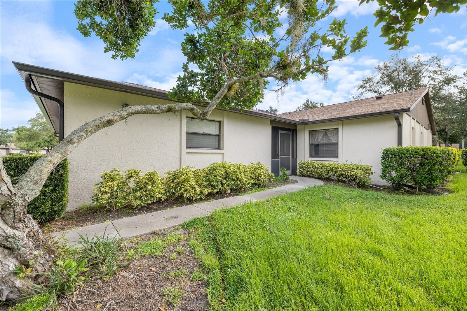 462 OAK HILL CIR #5