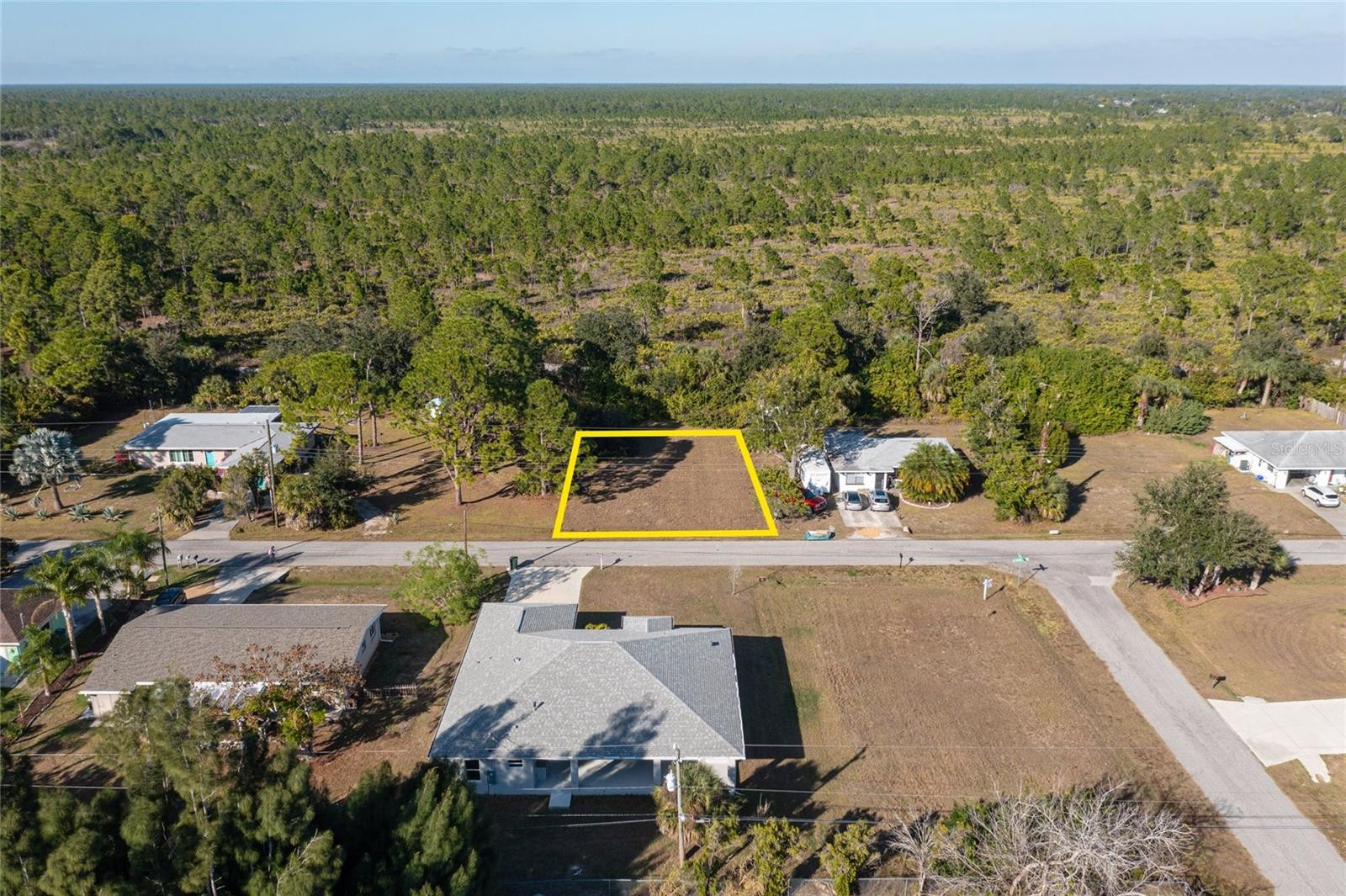 LOTS 17 & 18 HERNANDO RD