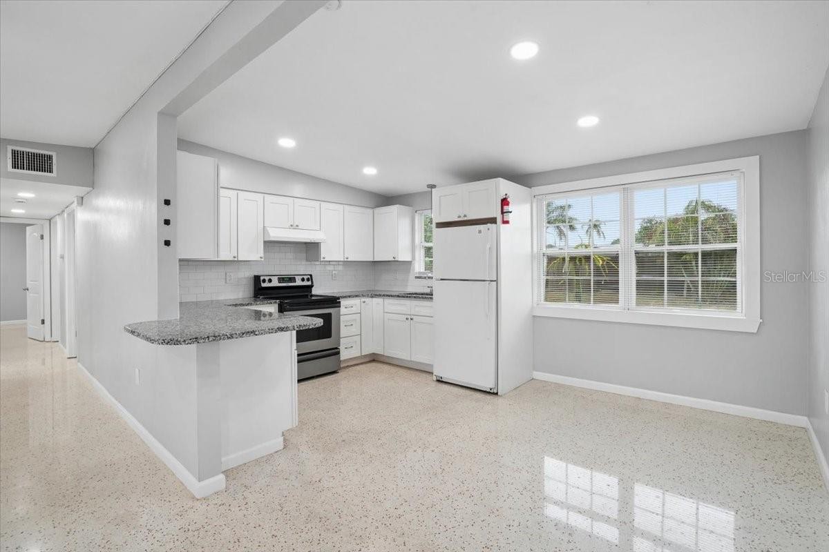 2019 24TH AVE W