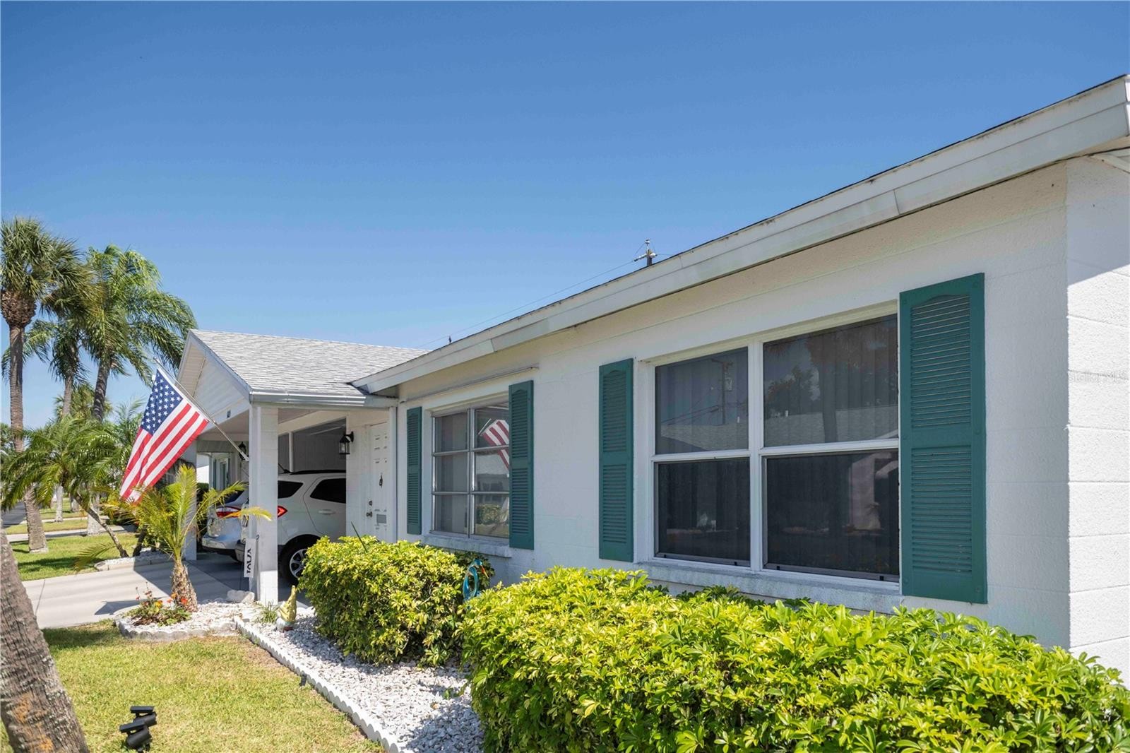 6024 CORAL WAY