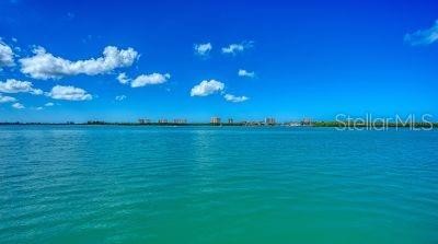 376 WEST ROYAL FLAMINGO DR