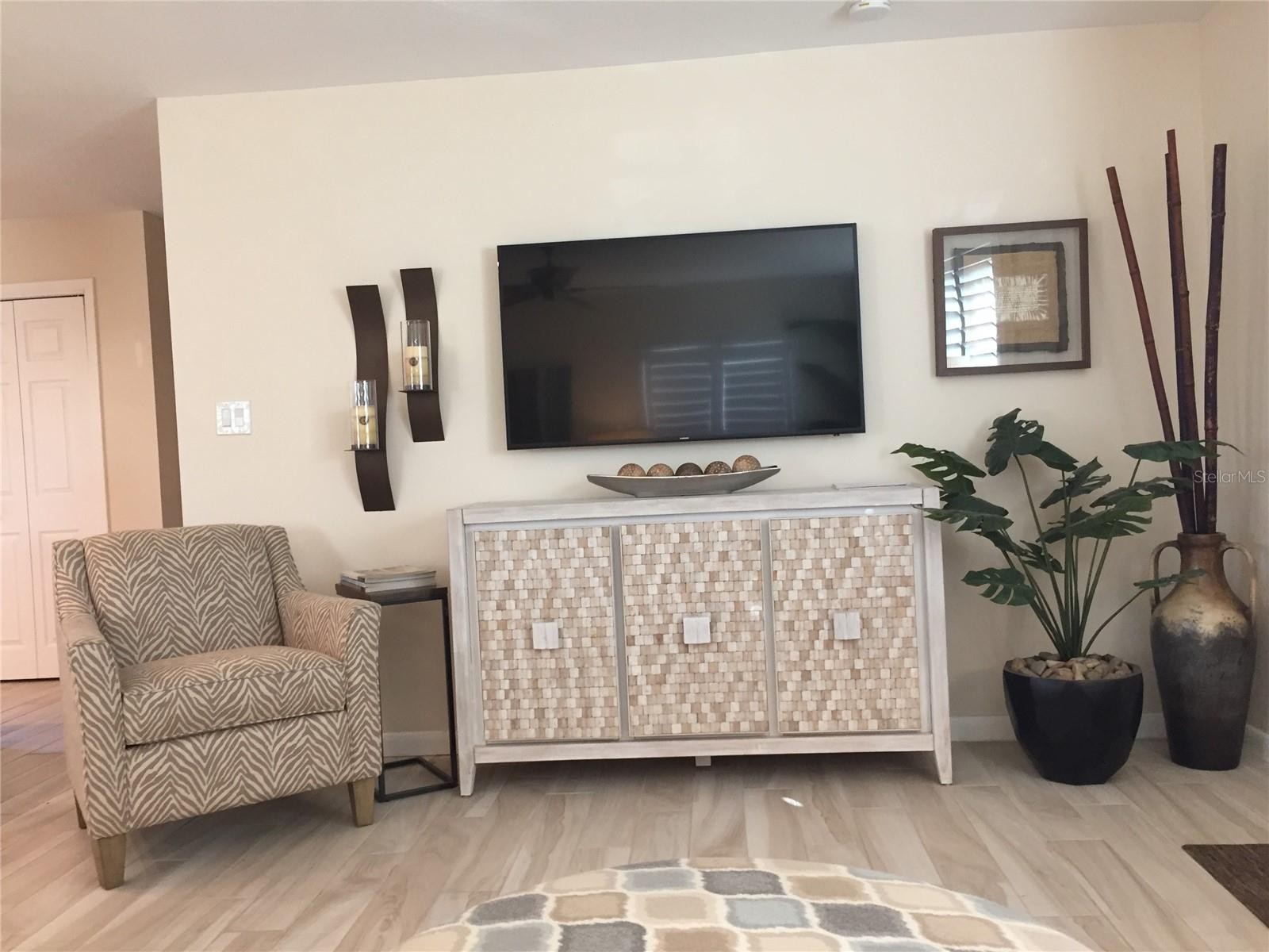 2181 PUEBLO CIR #V21