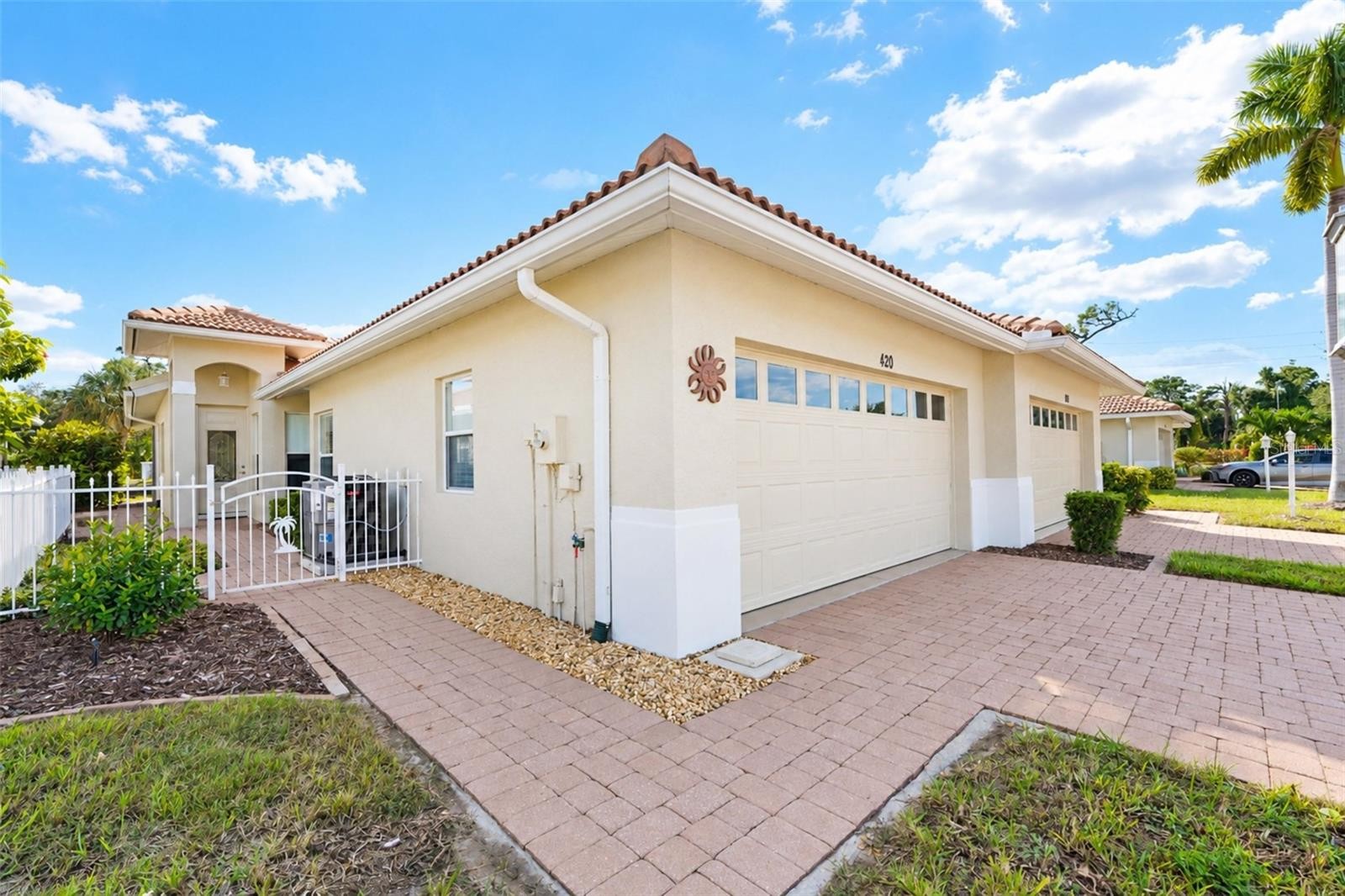 420 LEHALIS DR