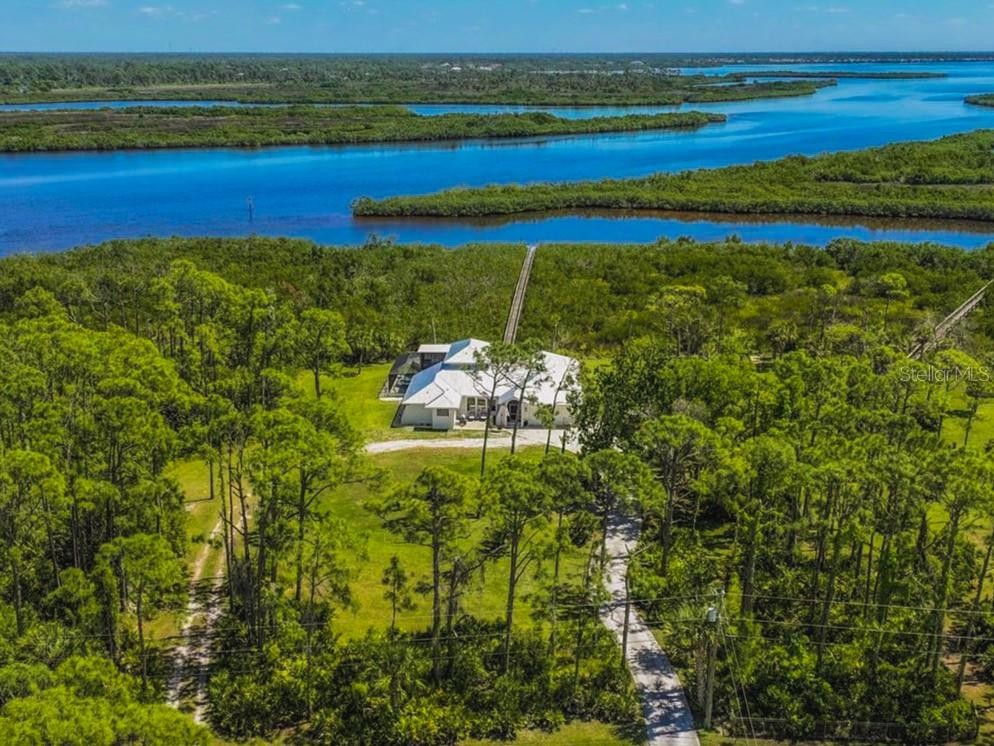18 RIVERFRONT DR