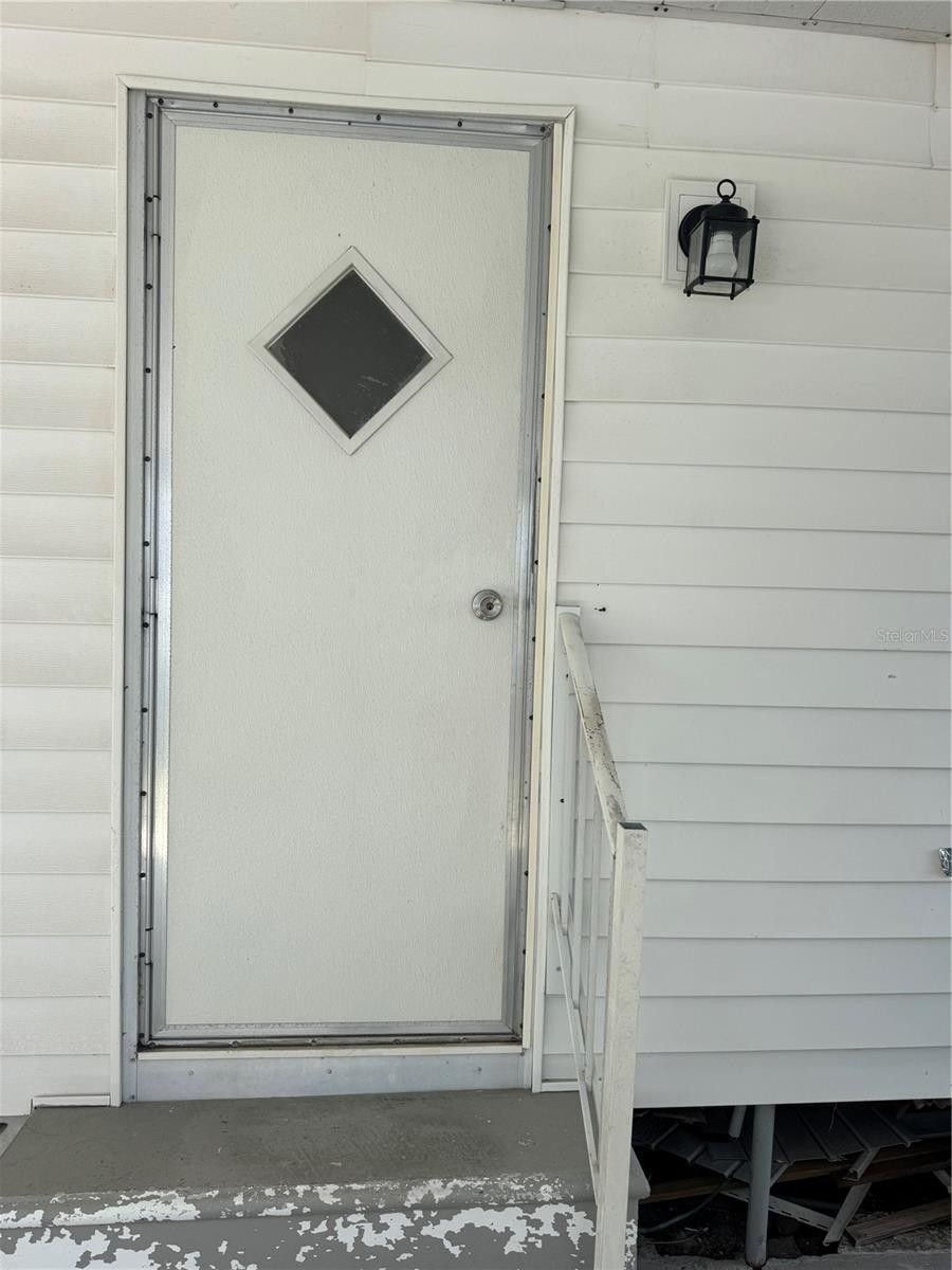 105 DEL RIO DR