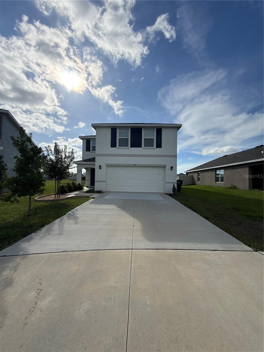 3118 SILKEN PEACOCK CT