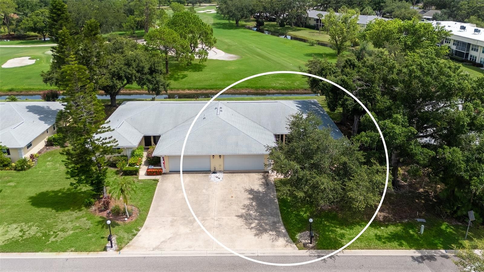 5621 PALM AIRE DR
