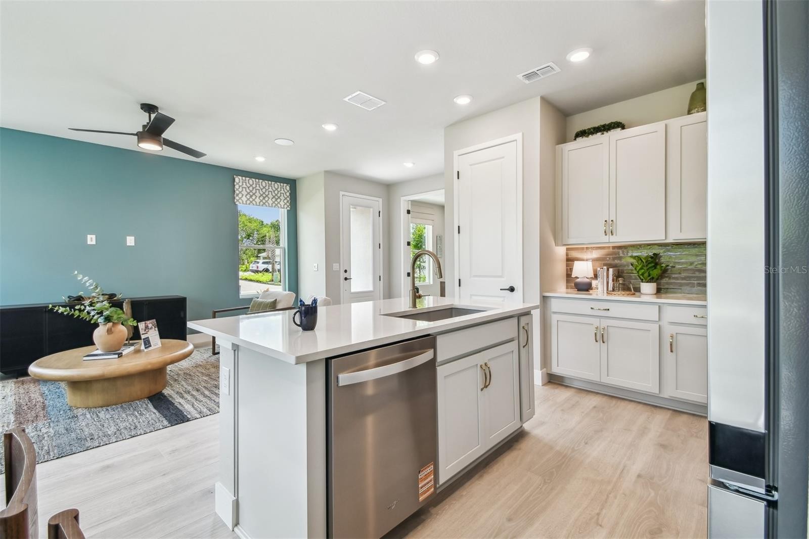 10704 OAK BEND DR