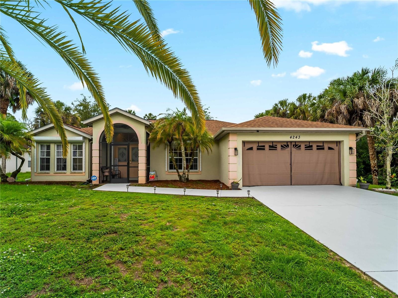 4243 FONSICA AVE