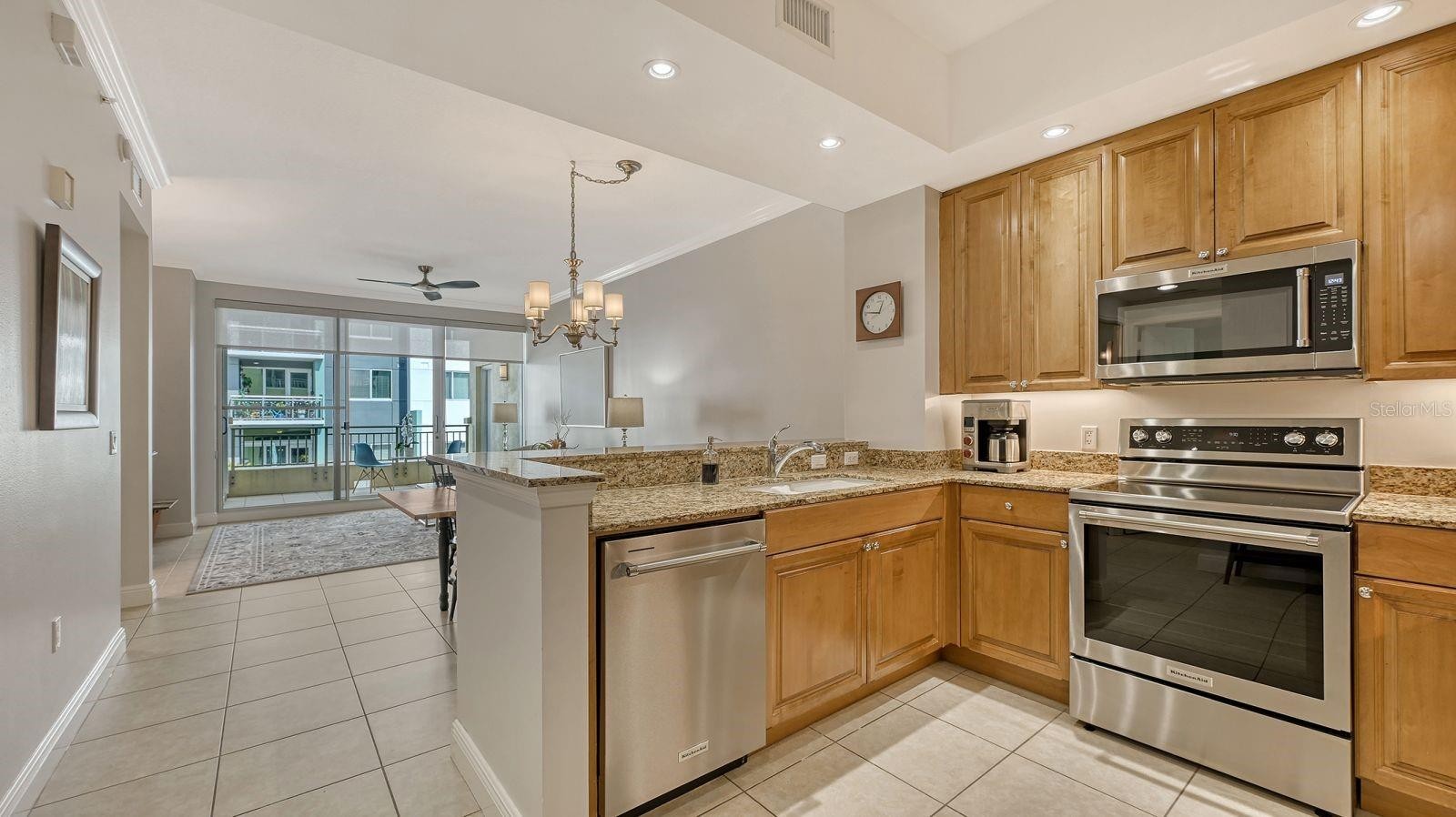 100 CENTRAL AVE #C521