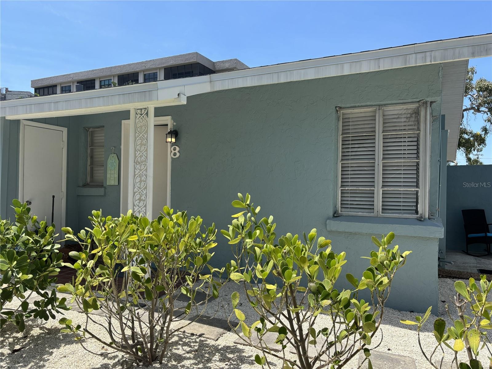 170 ROOSEVELT DR #8