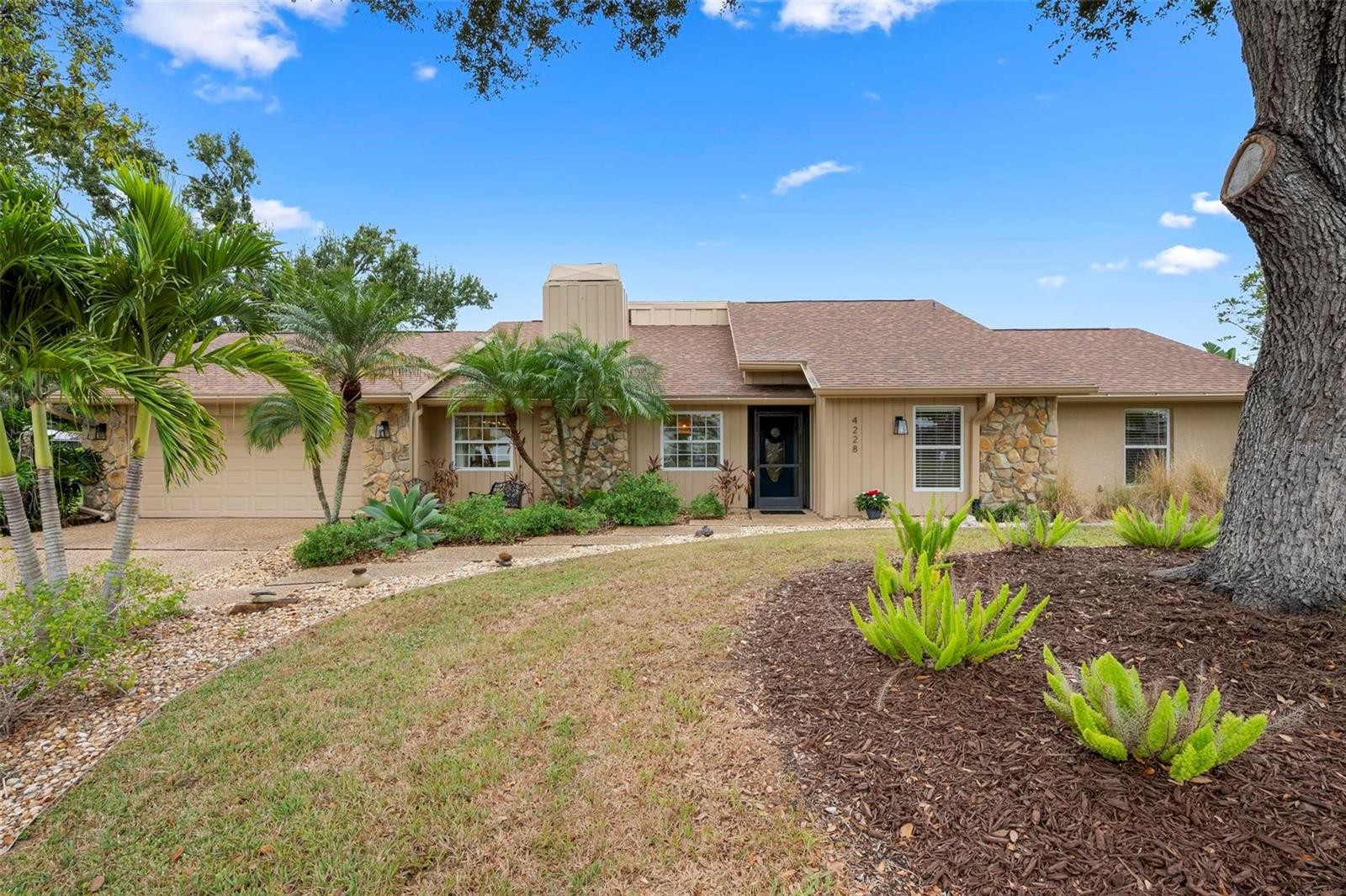 4228 FRANCIS BACON LN