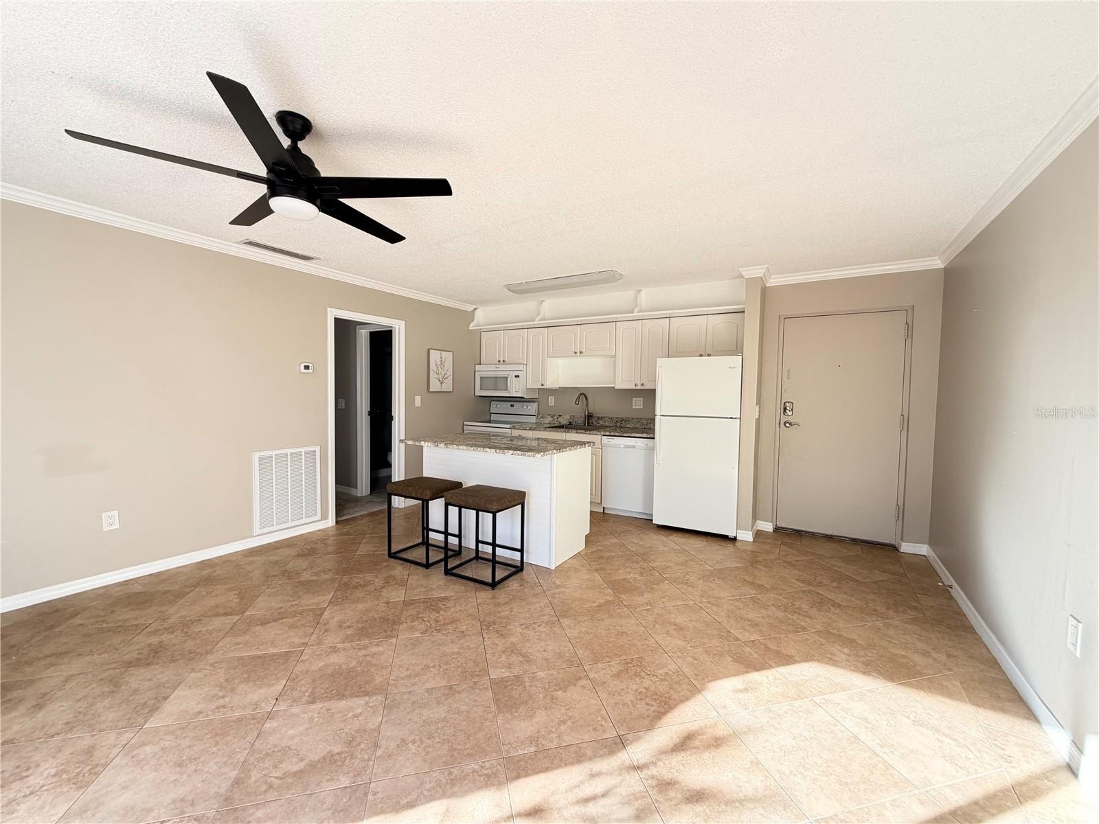 2701 HIDDEN LAKE DR N #G