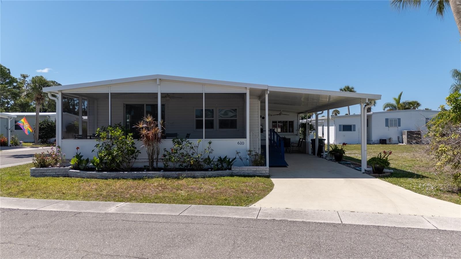 610 DELPHINIUM DR