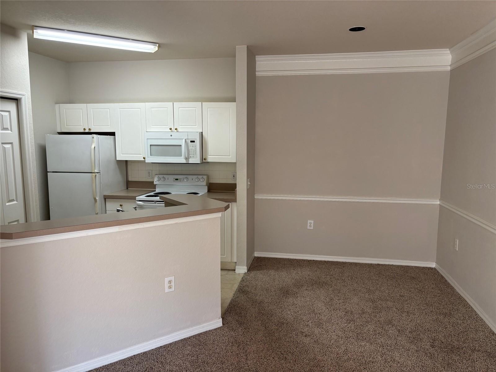 5180 NORTHRIDGE RD #105