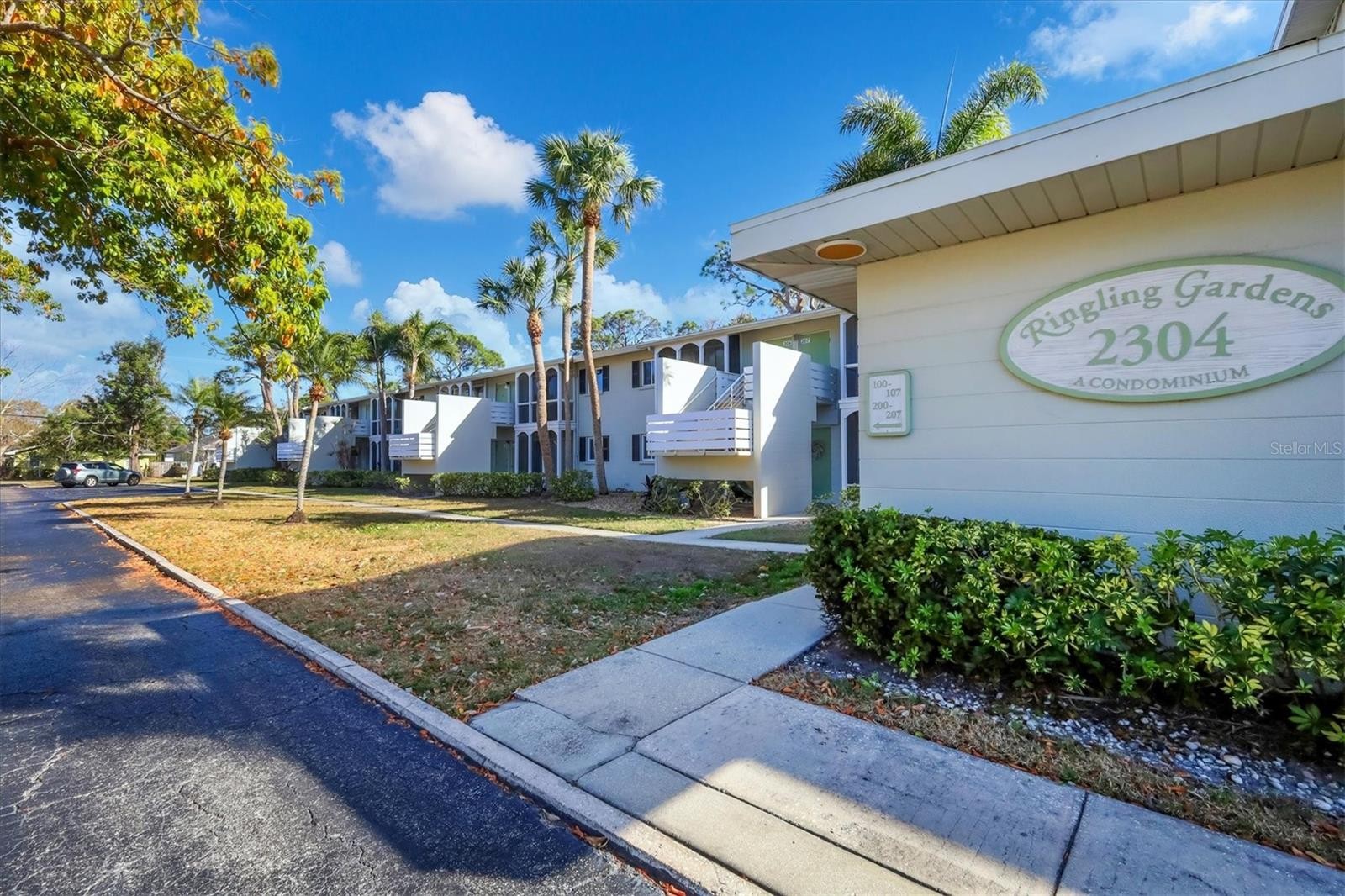 2304 RINGLING BLVD #207