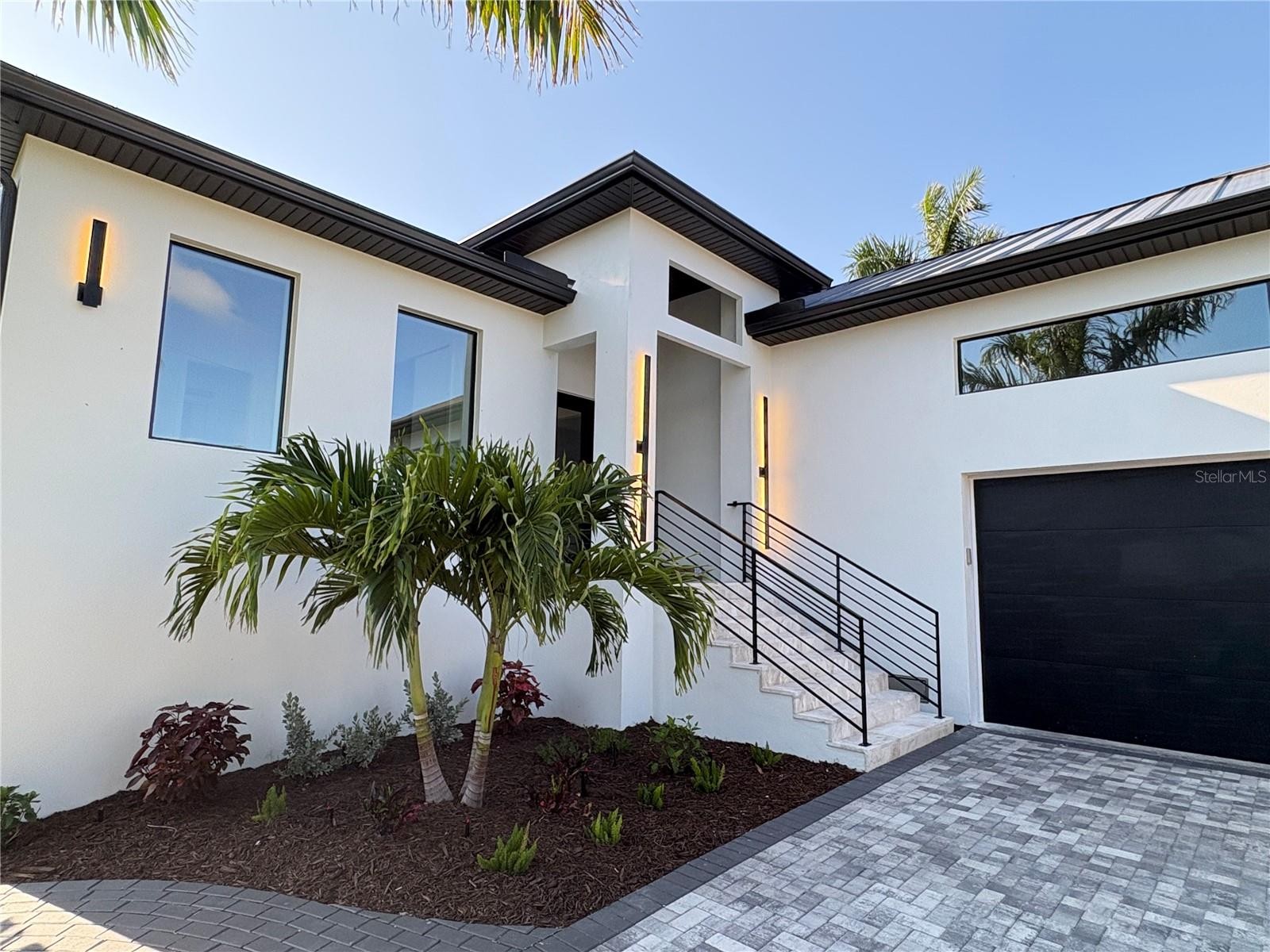 276 ISLAND CIR