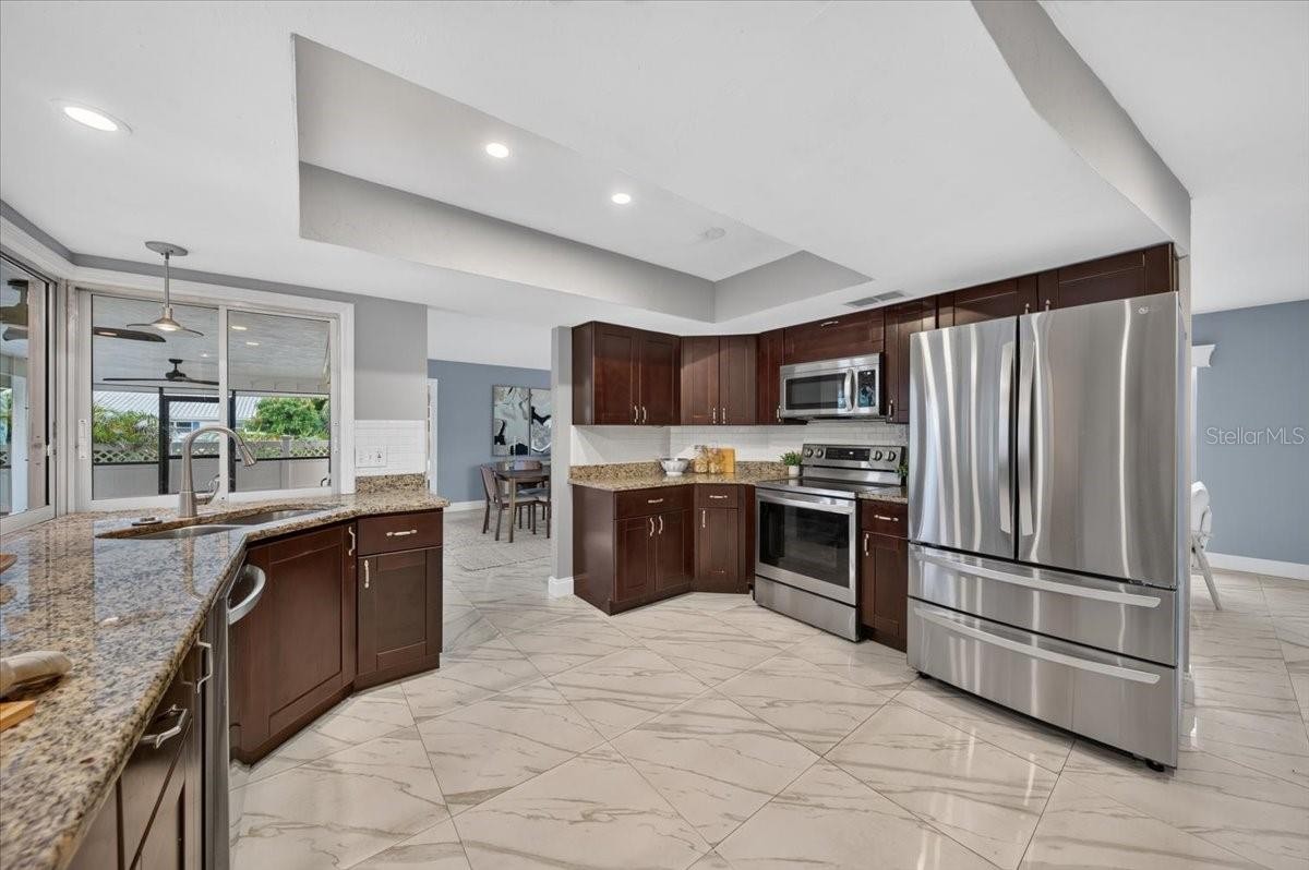 100 MATISSE CIR W