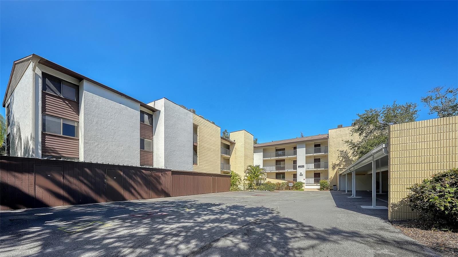 2746 ORCHID OAKS DR #301AZA