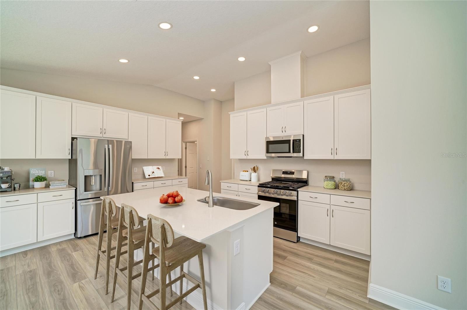 12369 OAK  HILL WAY