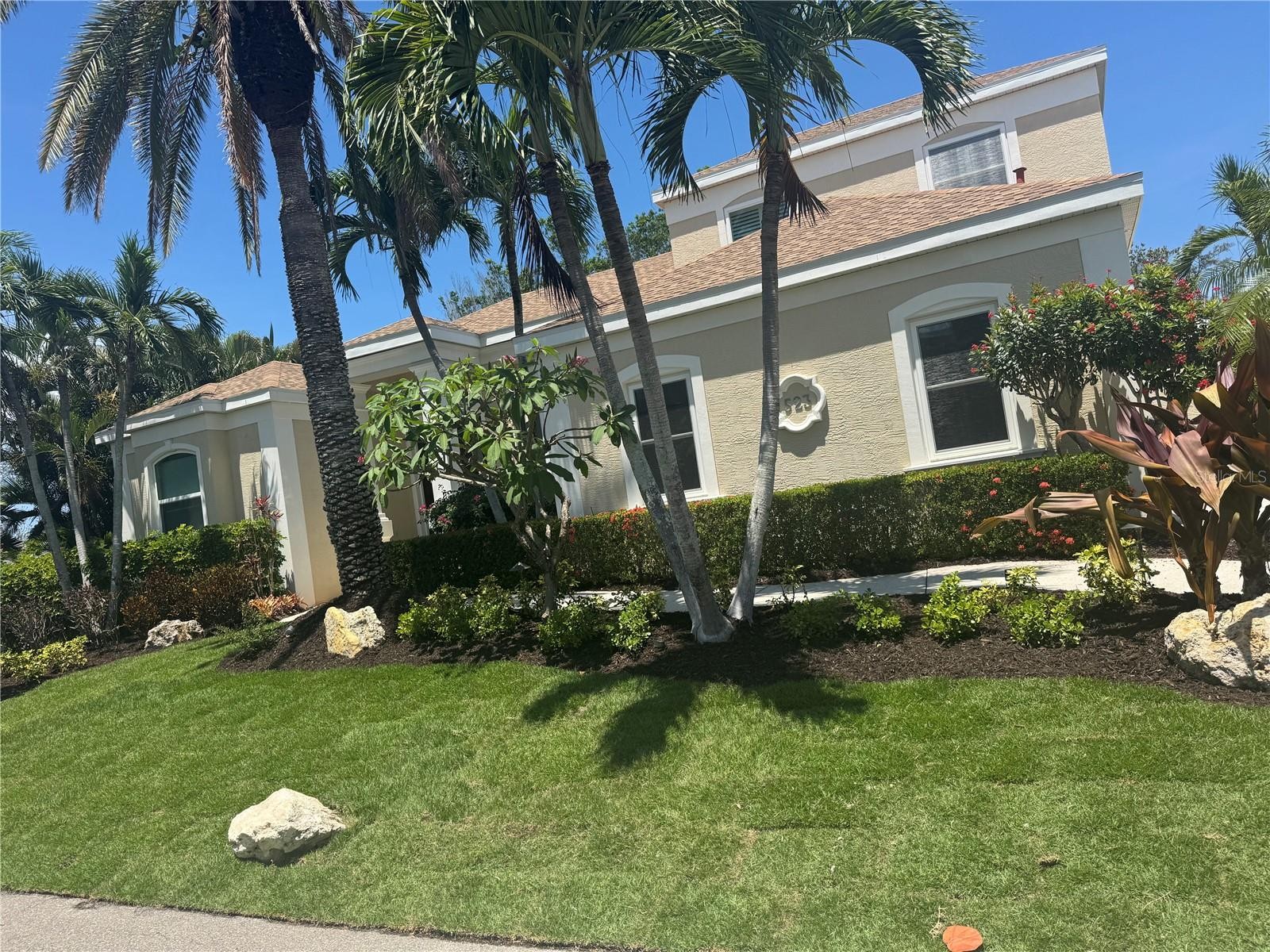 523 JUAN ANASCO DR
