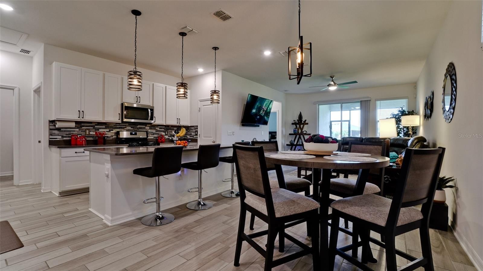 5764 BUNGALOW GROVE CT