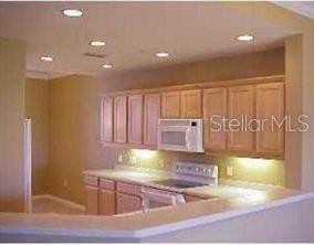 8406 WETHERSFIELD RUN #104